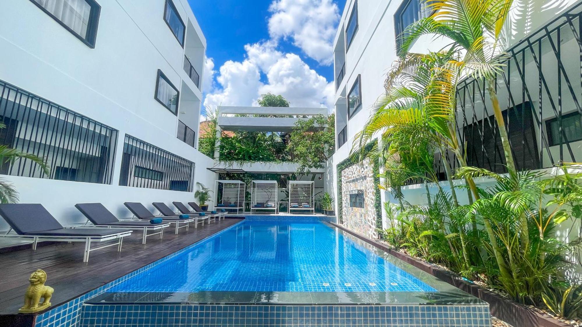 The Calm Oasis Hotel Siem Reap Buitenkant foto