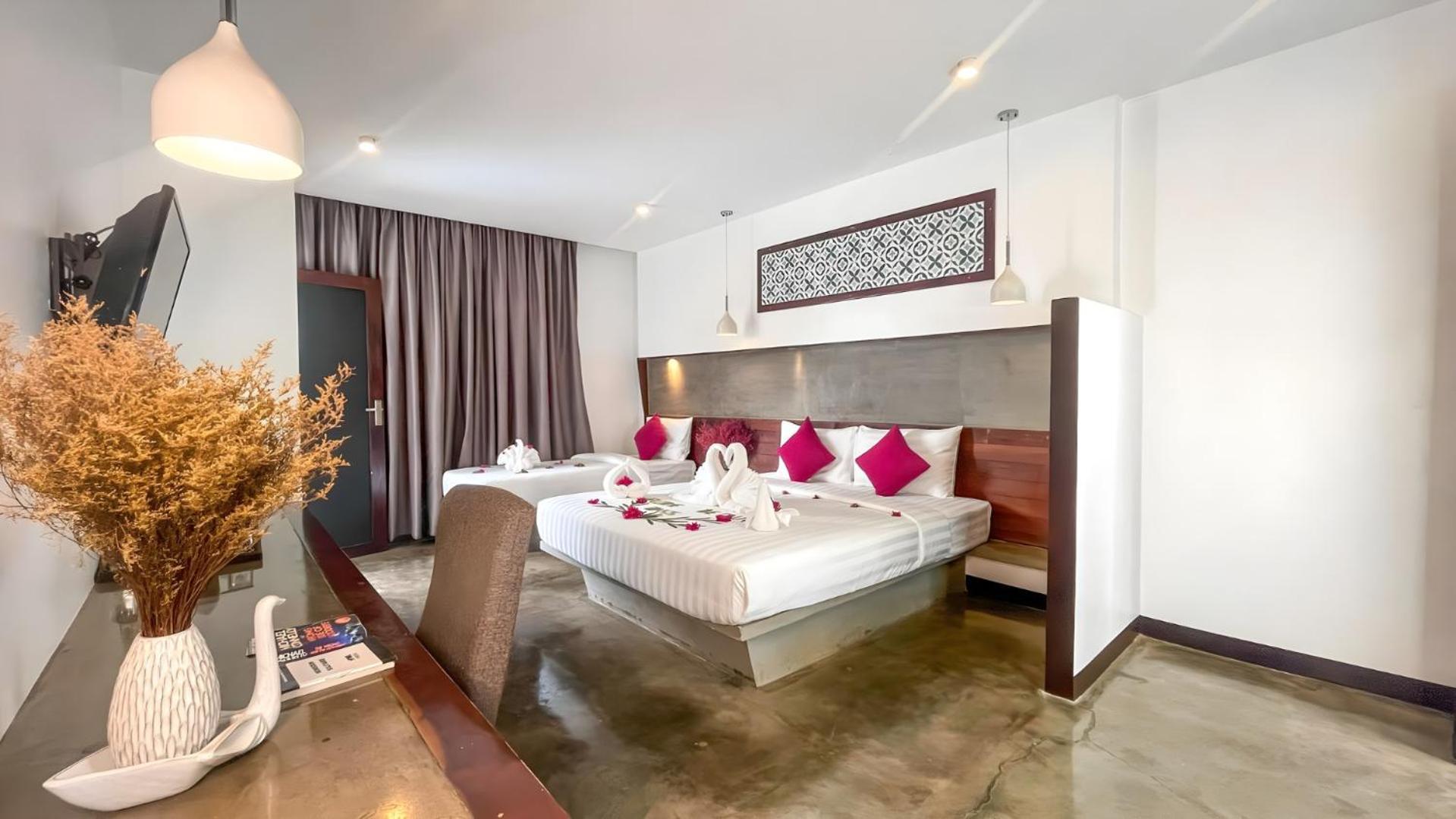 The Calm Oasis Hotel Siem Reap Buitenkant foto