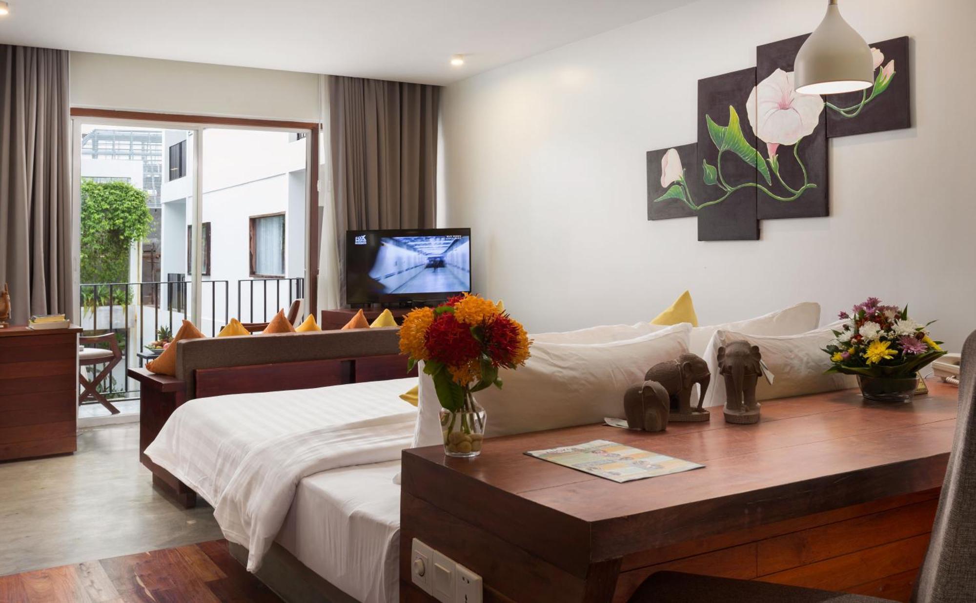 The Calm Oasis Hotel Siem Reap Buitenkant foto