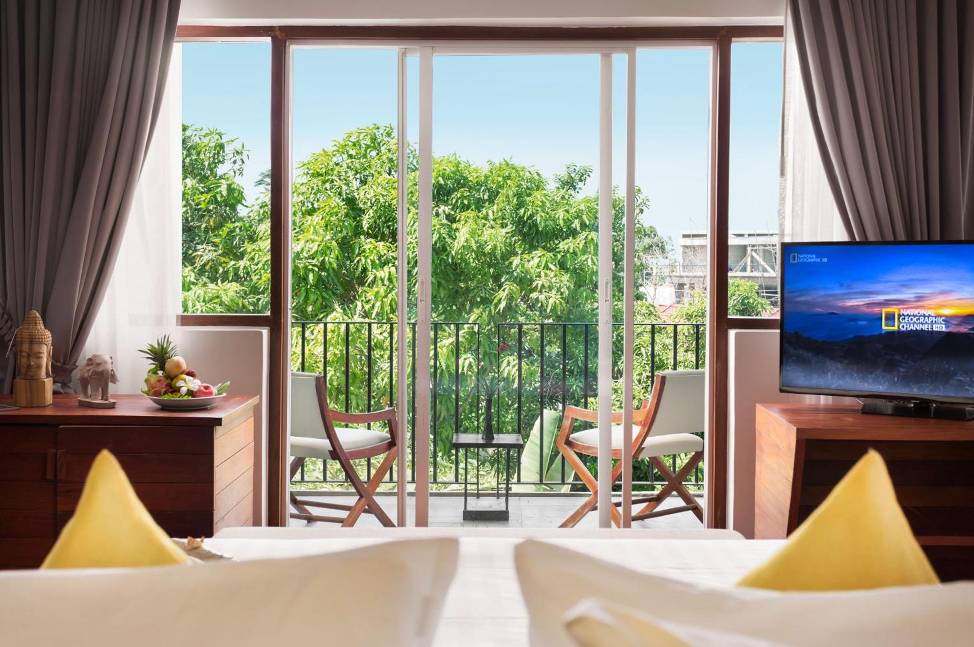 The Calm Oasis Hotel Siem Reap Buitenkant foto