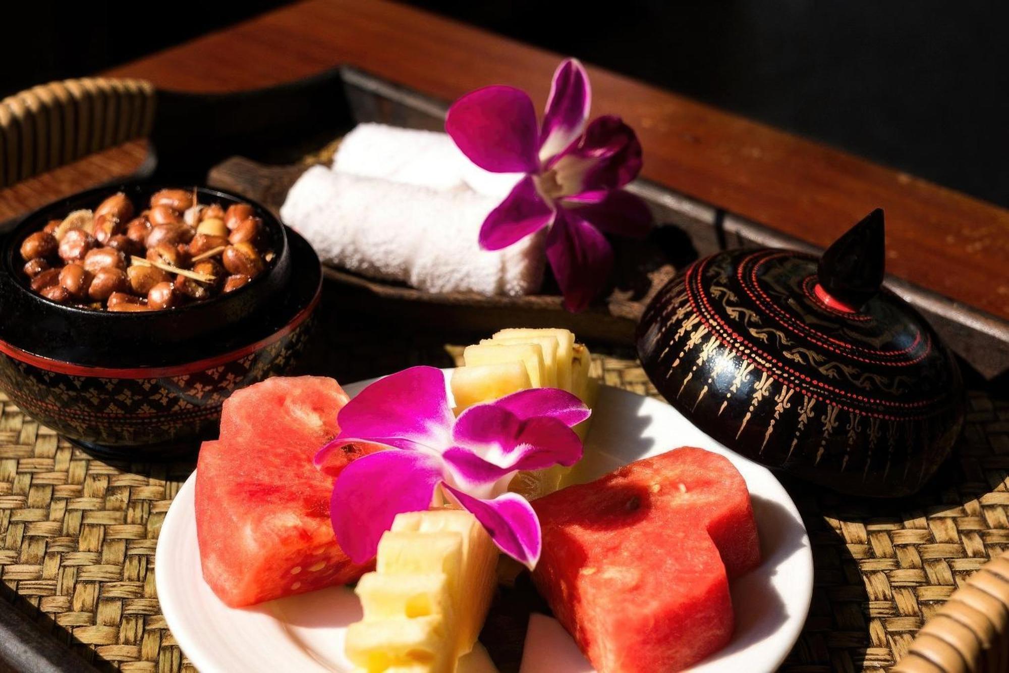 The Calm Oasis Hotel Siem Reap Buitenkant foto