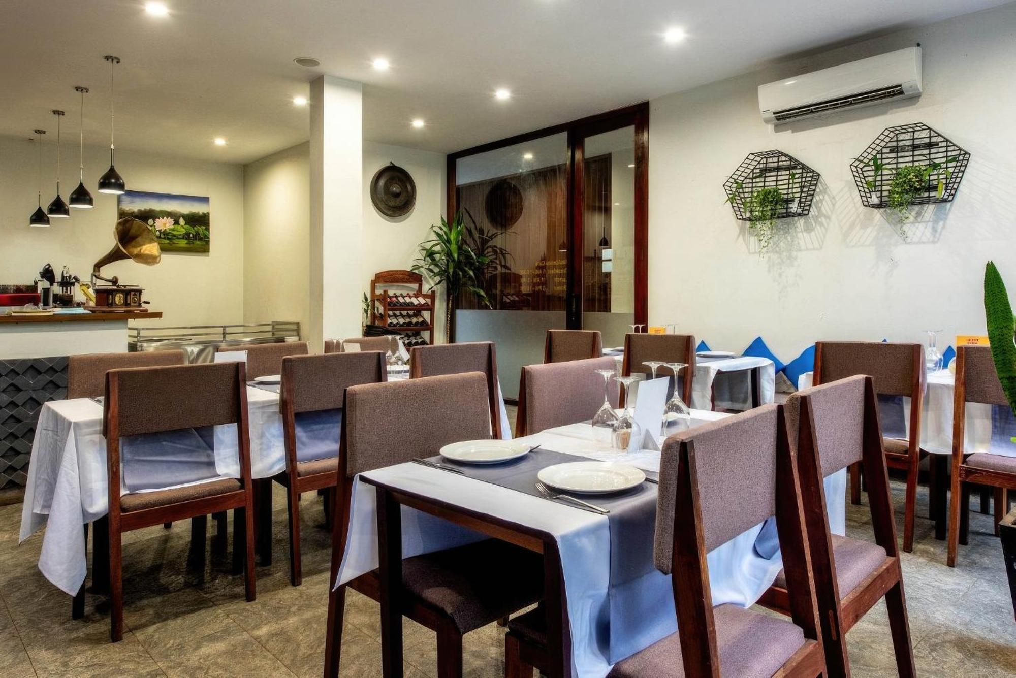 The Calm Oasis Hotel Siem Reap Buitenkant foto